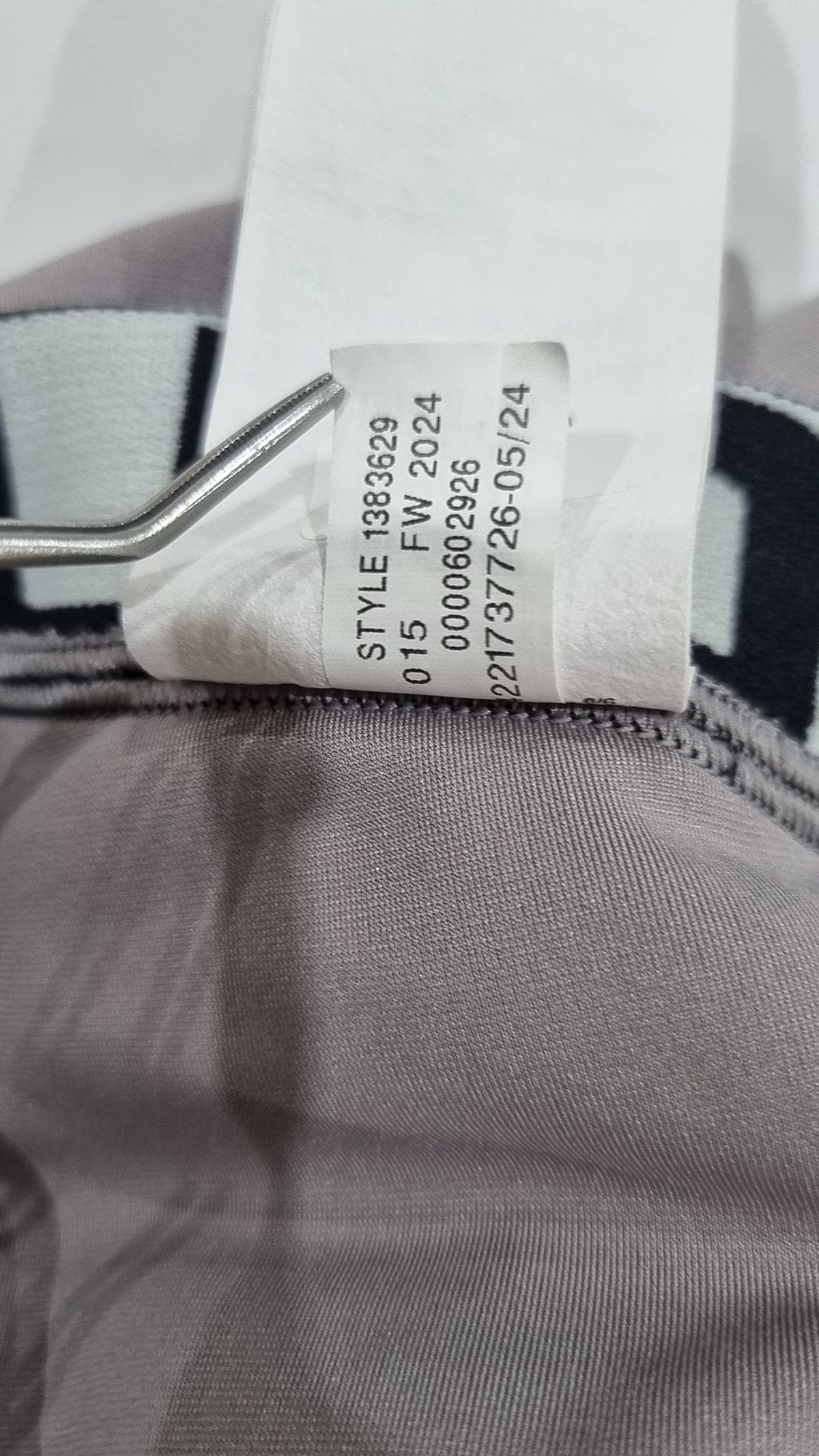 언더아머(UNDERARMOUR) 여성 히트기어 쇼티 1383629-015 XL