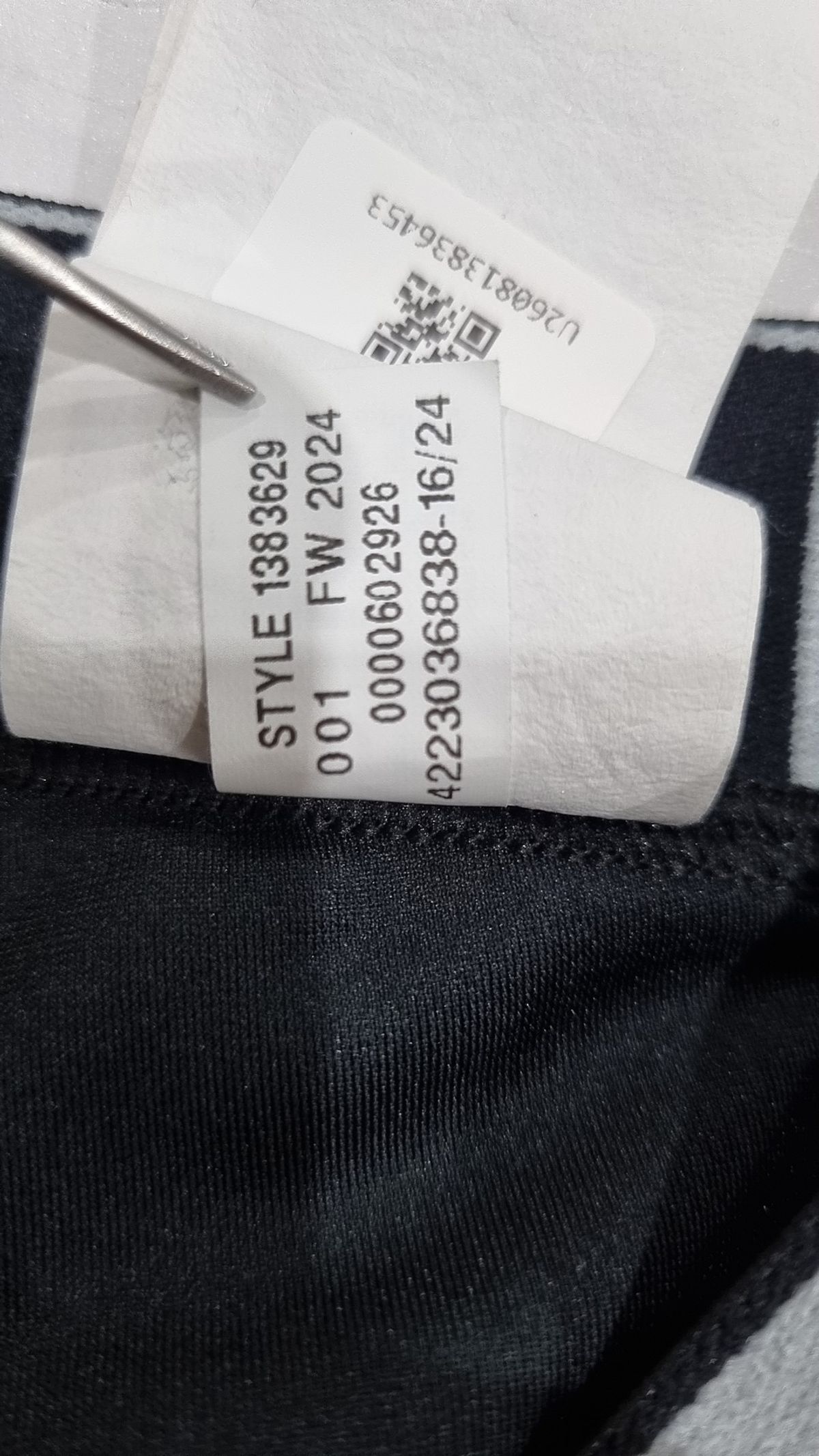 언더아머(UNDERARMOUR) 여성 히트기어 쇼티 1383629-001 XL