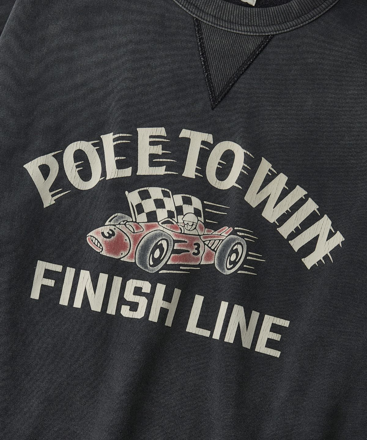 아웃스탠딩(OUTSTANDING) MOT SWEAT(POLE TO WIN)_CHARCOAL