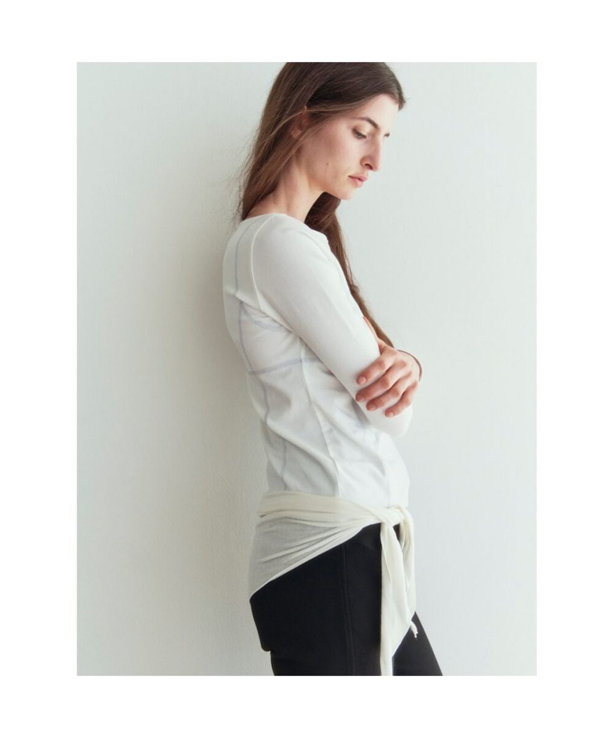앙개(ANGGAE) Parallel  Long Sleeve TShirt   Ivory