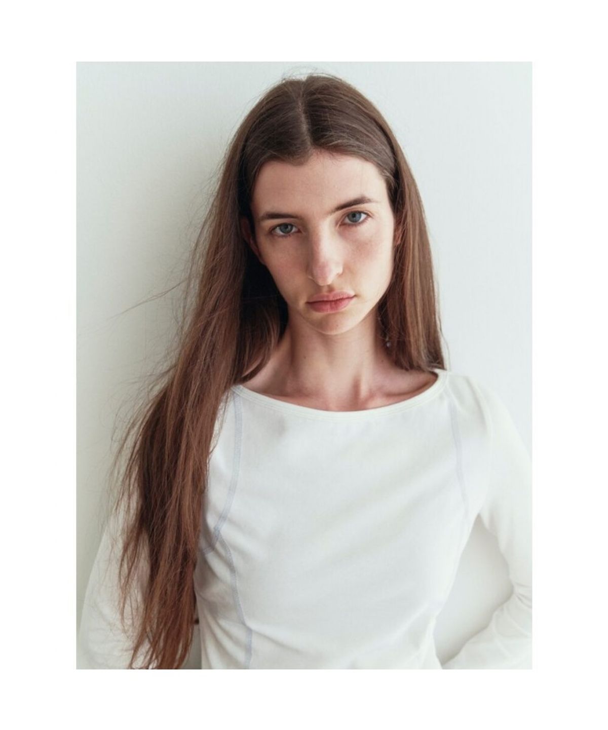 앙개(ANGGAE) Parallel  Long Sleeve TShirt   Ivory