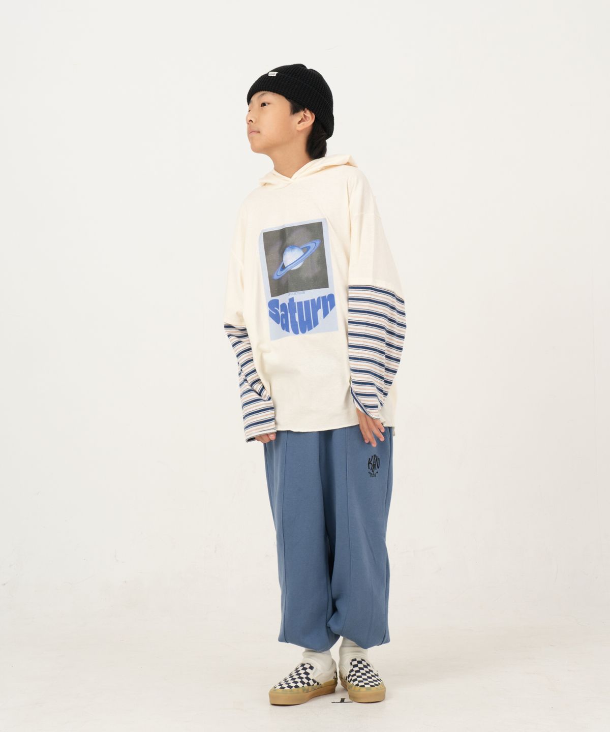 쿠르나르(KRNR) SATURN 루즈핏 레이어드 스트라이프 주니어 후드티 아이보리
