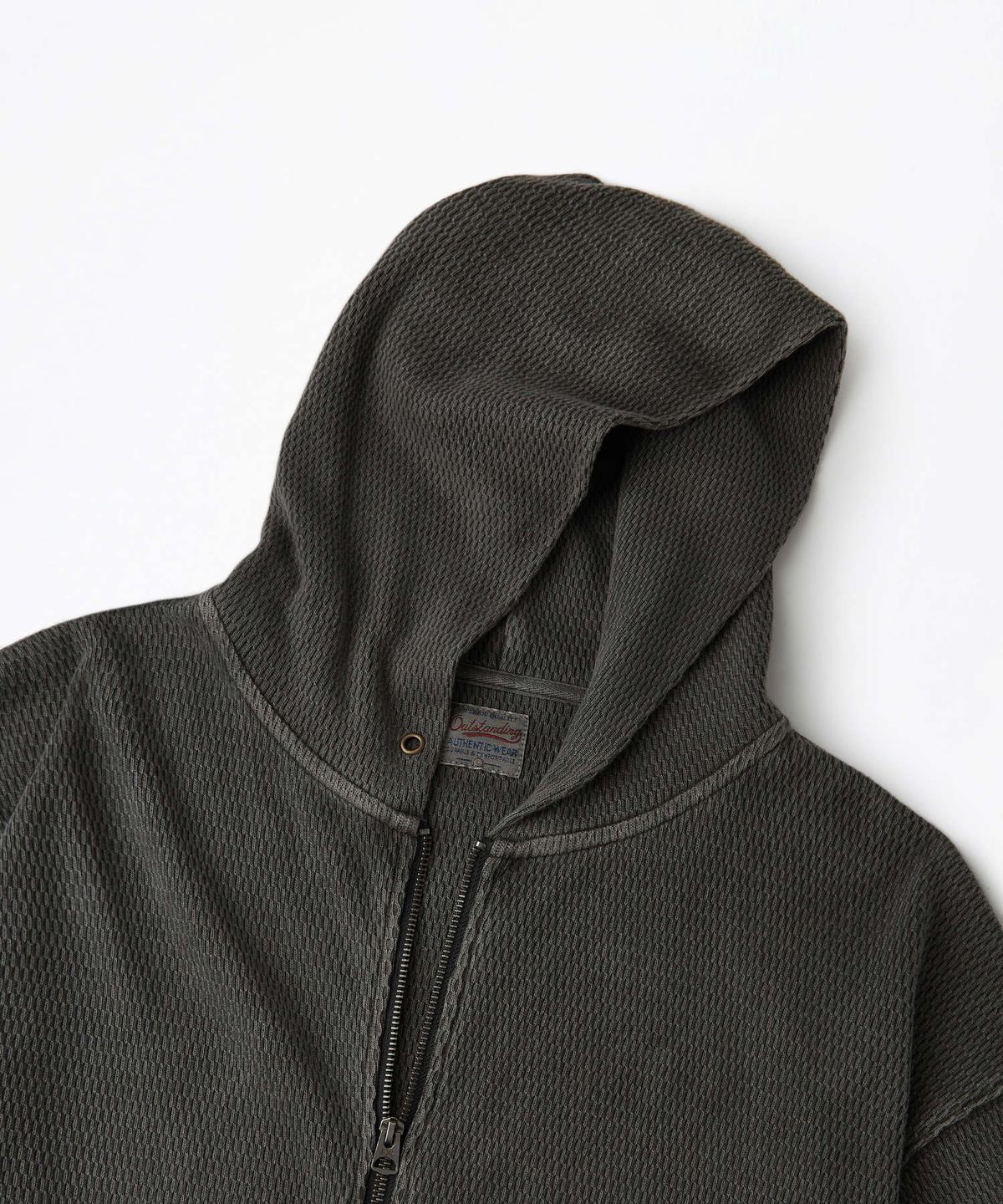 아웃스탠딩(OUTSTANDING) THERMAL PIGMENT WASHED HOOD ZIP_PIGMENT CHARCOAL
