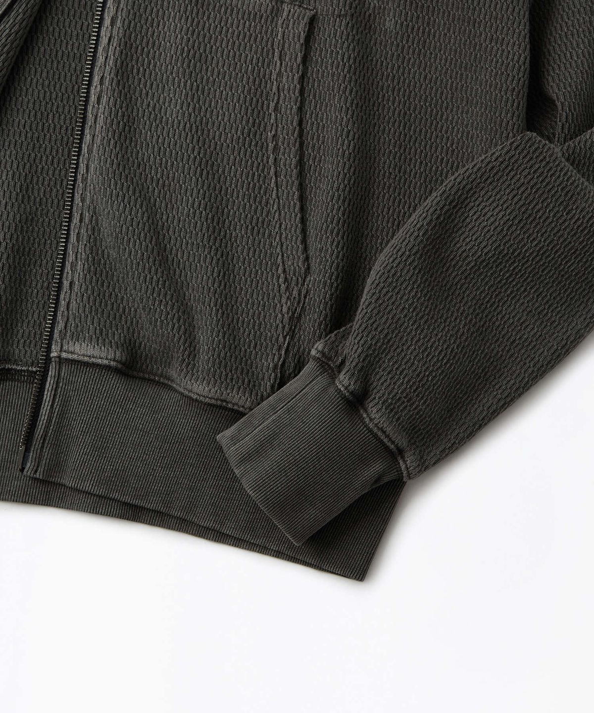 아웃스탠딩(OUTSTANDING) THERMAL PIGMENT WASHED HOOD ZIP_PIGMENT CHARCOAL