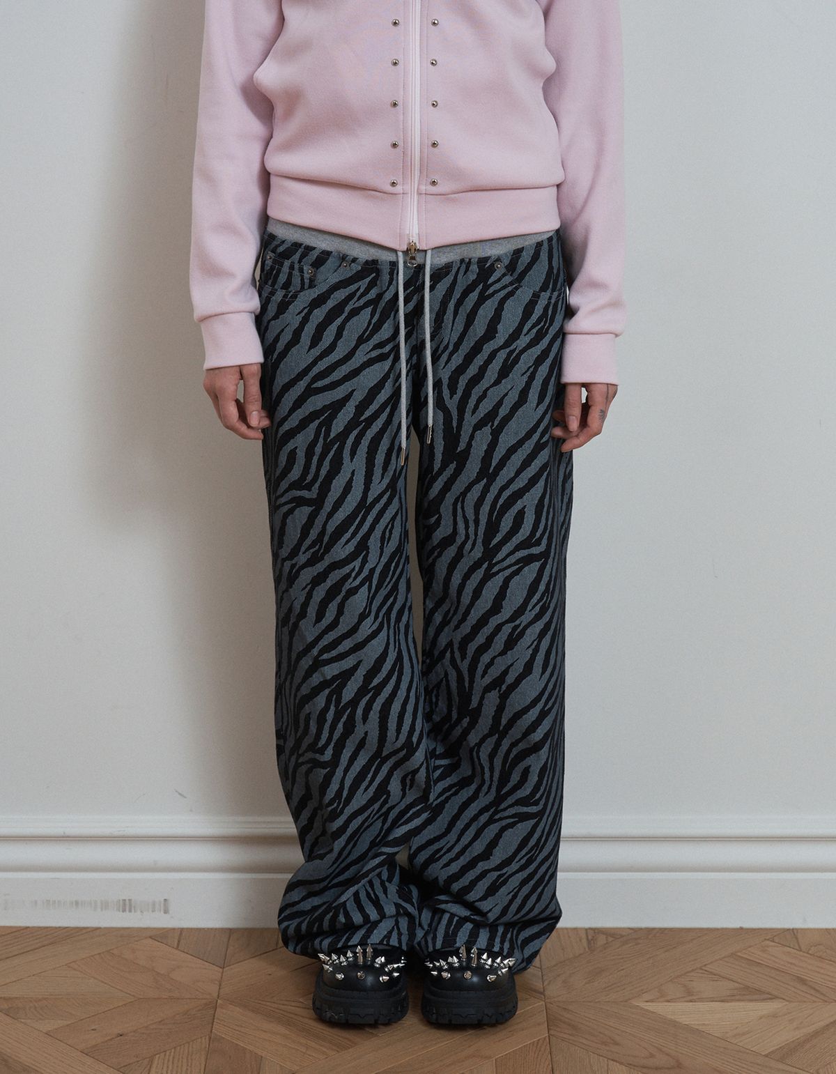 셋업이엑스이(SETUP-EXE) ZEBRA DENIM PANTS / BLUE