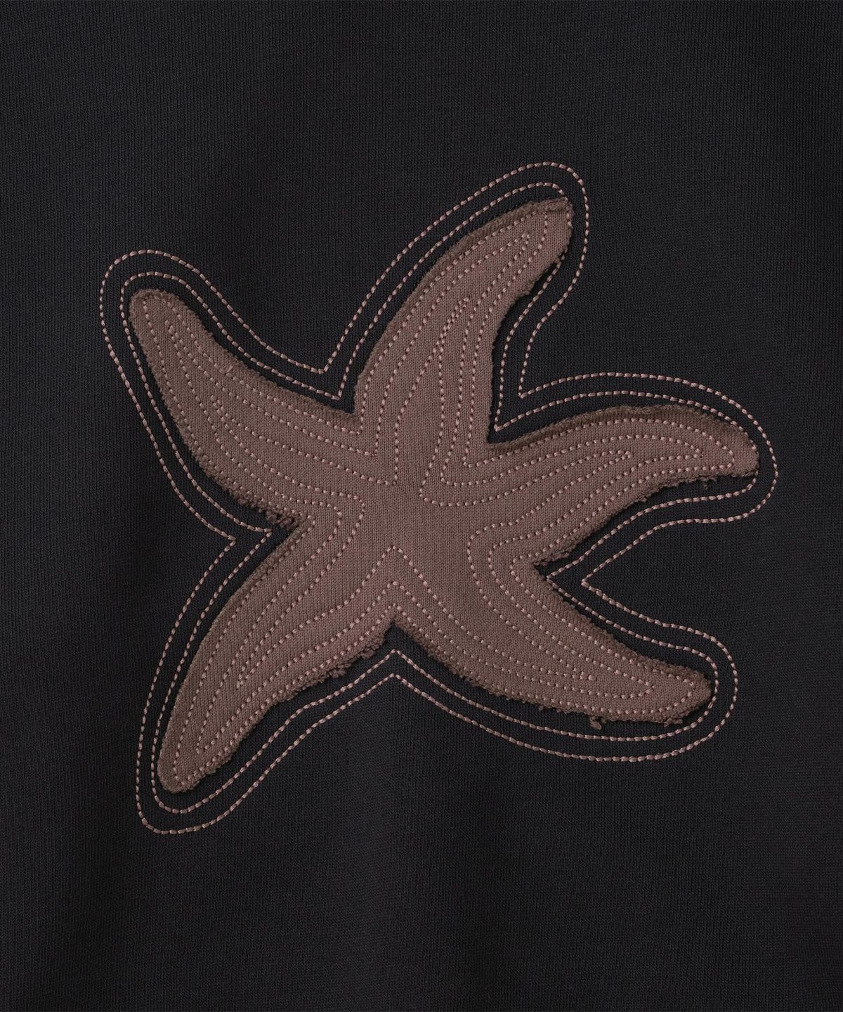 더콜디스트모먼트(THECOLDESTMOMENT) TCM starfish contour hoodie (black)