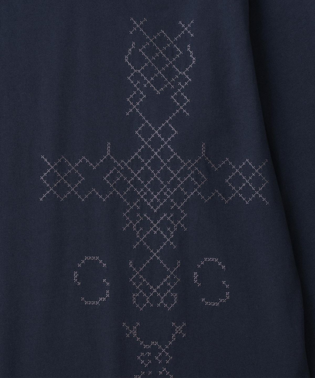 더콜디스트모먼트(THECOLDESTMOMENT) TCM cross stitch t long sleeve (navy)