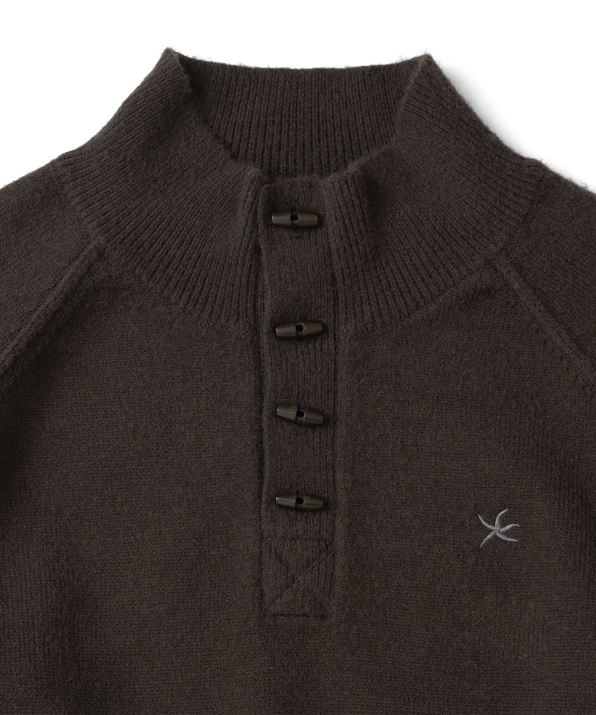 더콜디스트모먼트(THECOLDESTMOMENT) TCM vintage toggle highneck knit (brown)