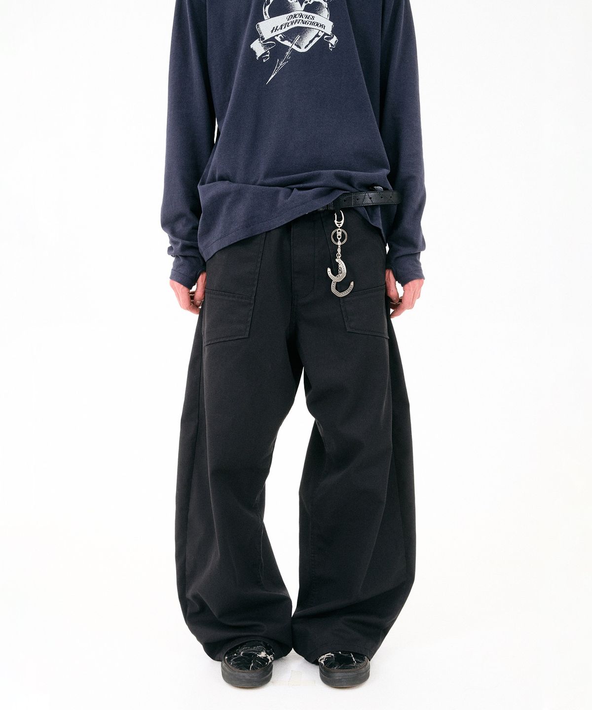 디키즈(DICKIES) 디키즈 x 해칭룸 Wide Curve Carpenter Pants Black