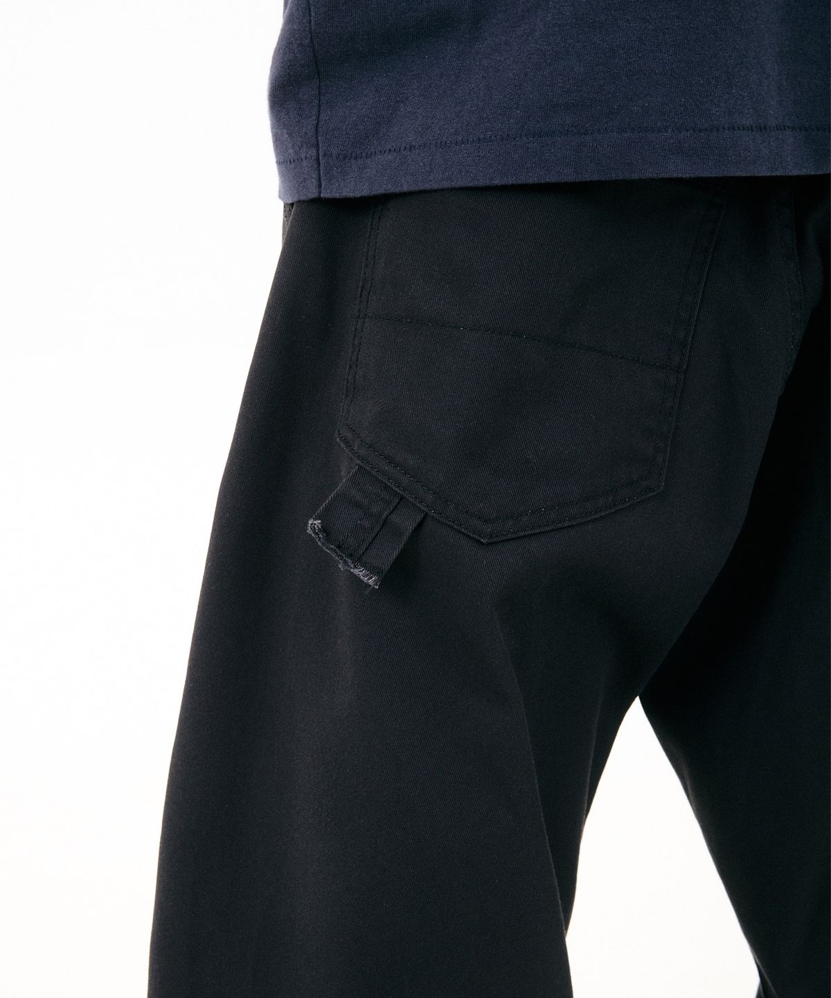 디키즈(DICKIES) 디키즈 x 해칭룸 Wide Curve Carpenter Pants Black
