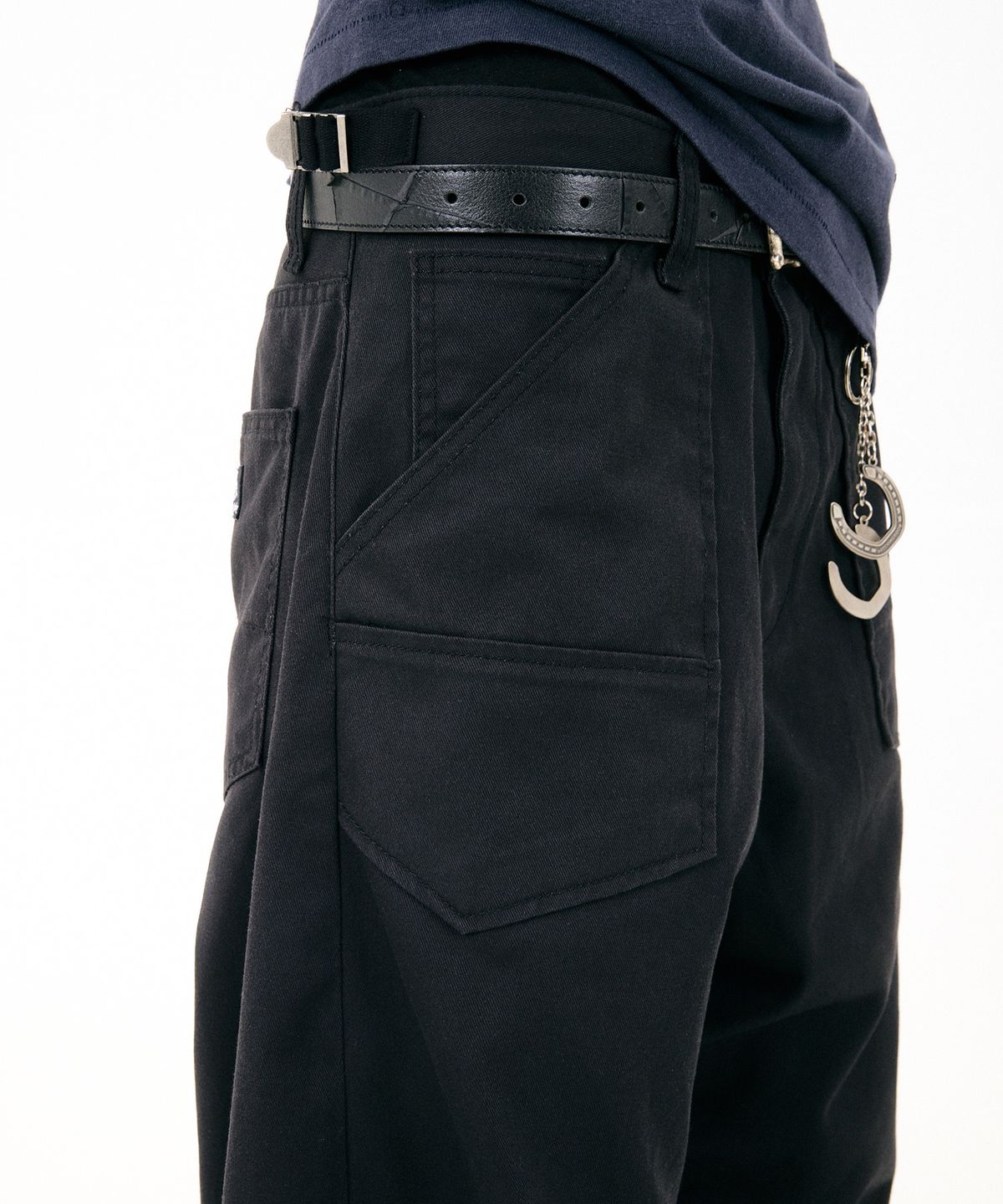 디키즈(DICKIES) 디키즈 x 해칭룸 Wide Curve Carpenter Pants Black