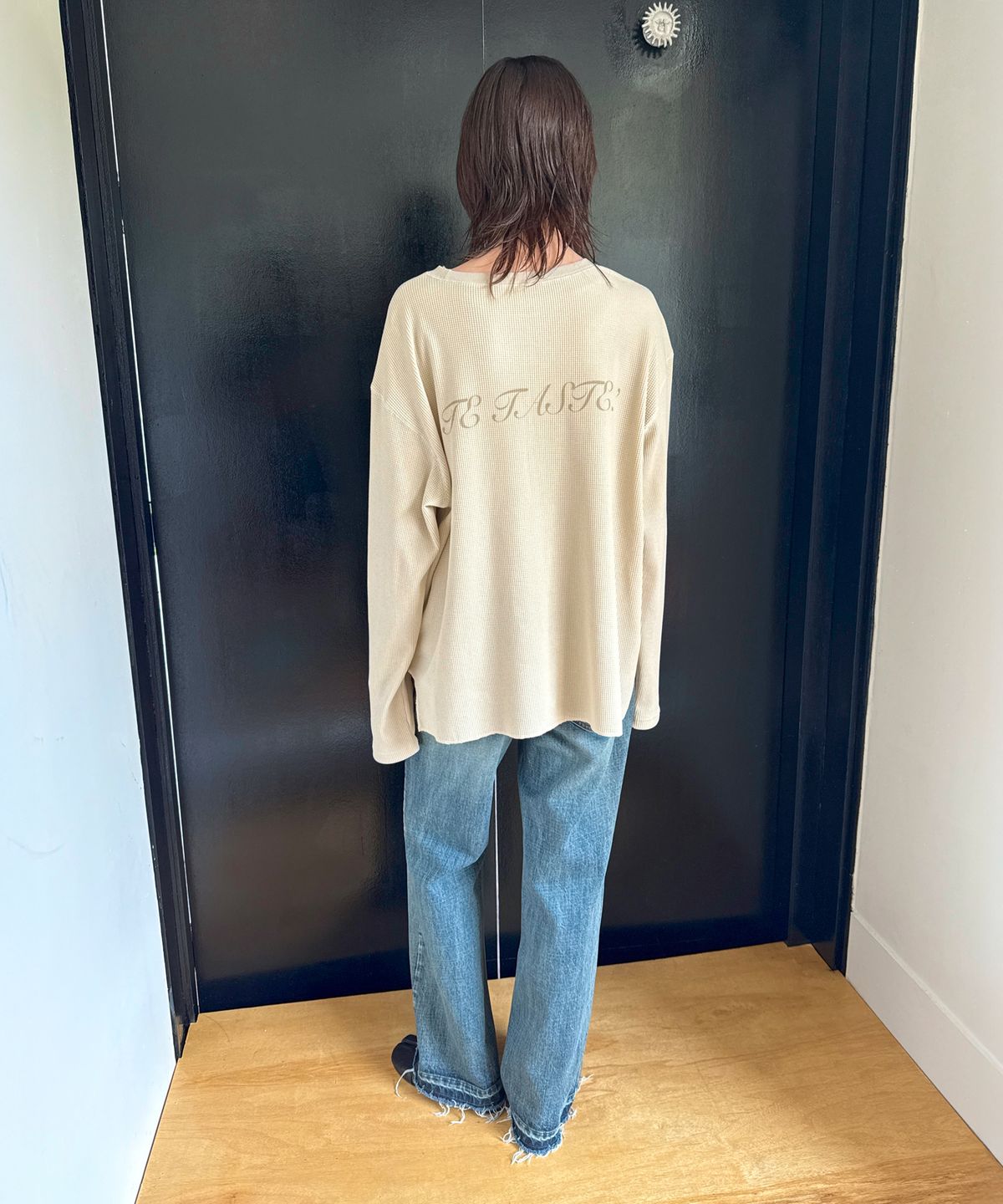 다이애그널(DIAGONAL) SLOGAN WAFFLE LONG SLEEVE TEE (beige)