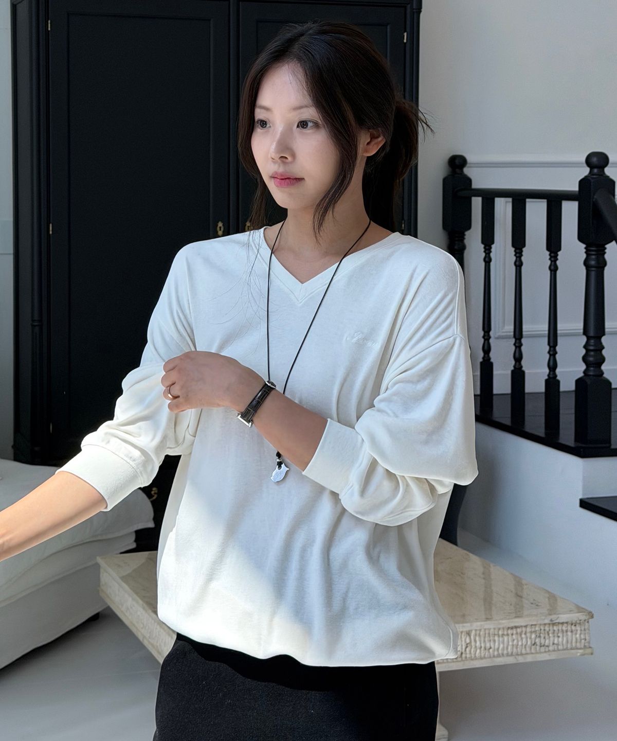 르메메(LEMEME) Base V-Neck Jersey Top_2colors