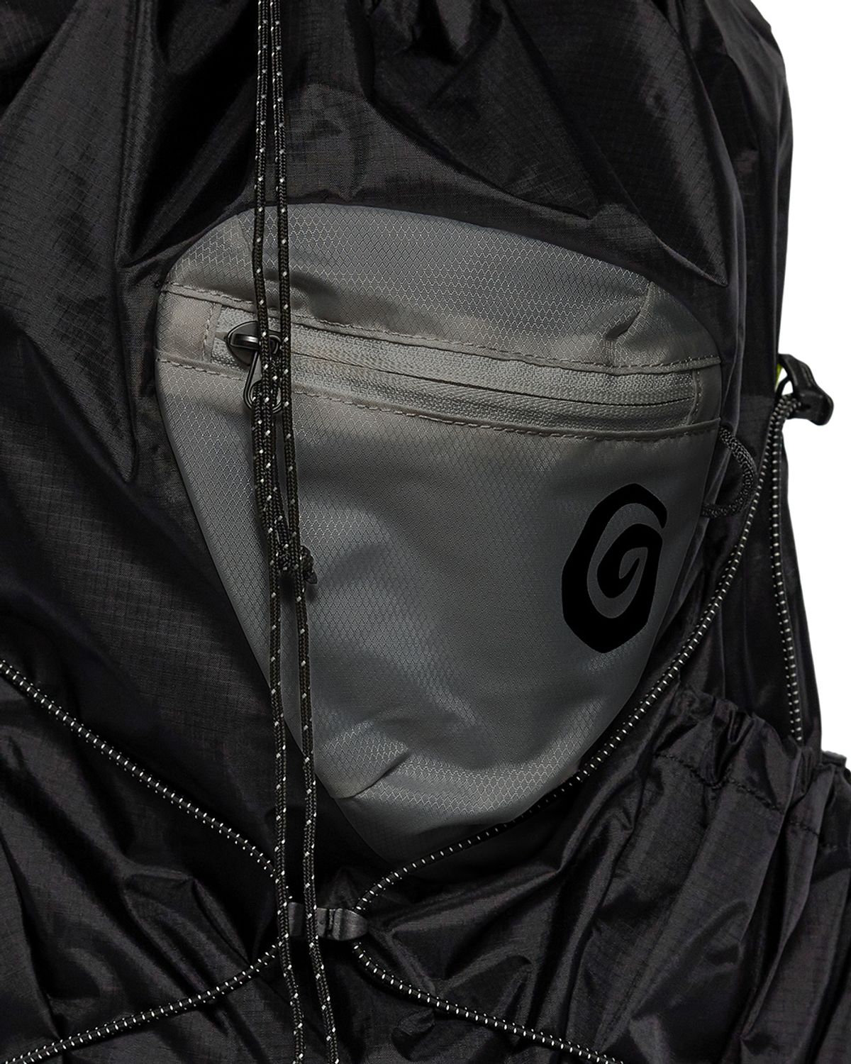 오스트리야(OSTRYA) Morph Back Pack 26L Black