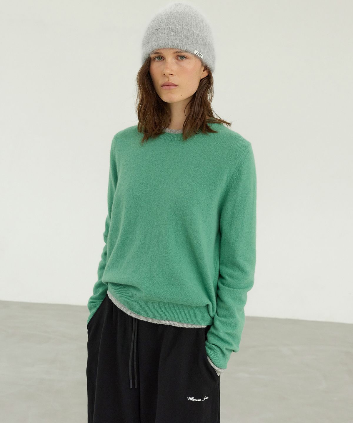르바(LEVAR) Essential Wool Round Knit - Winter Green