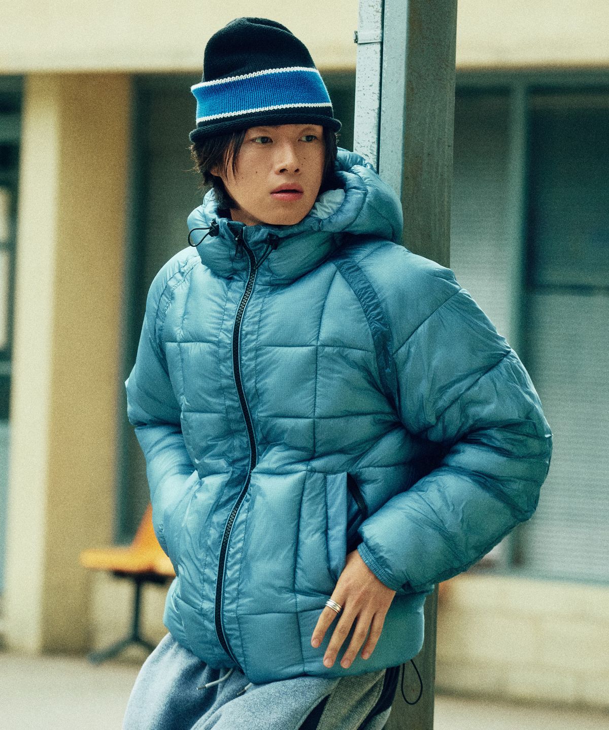 르아르(LEIRE) 에센셜 시어 쉘 후드 패딩 자켓 [더스티블루]