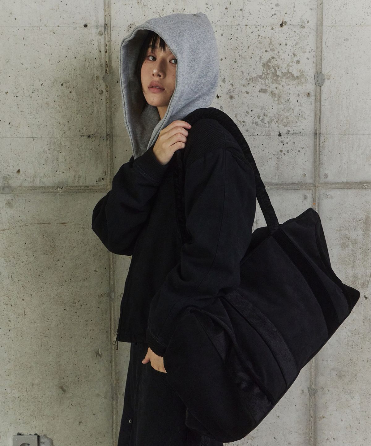 9999아카이브(9999ARCHIVE) Offset Wrinkle Duffel Bag