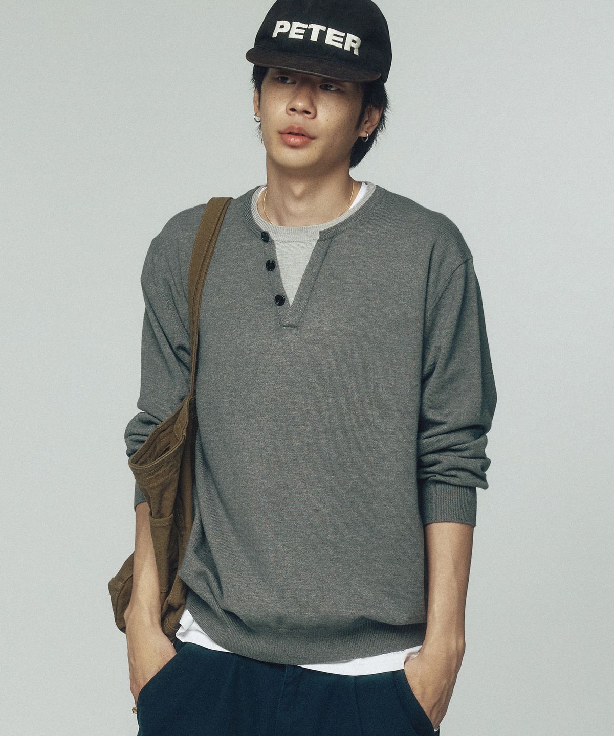 르아르(LEIRE) 레이어드 헨리넥 니트 [그레이]