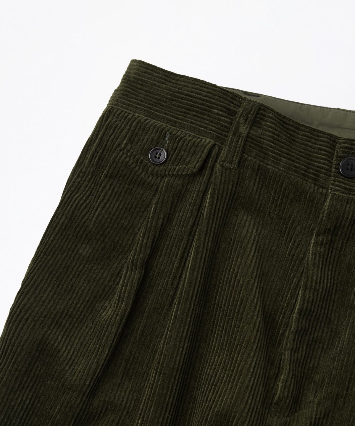 아웃스탠딩(OUTSTANDING) HIGH DENSITY CORDUROY DOUBLE PLEATED PANTS_D.OLIVE