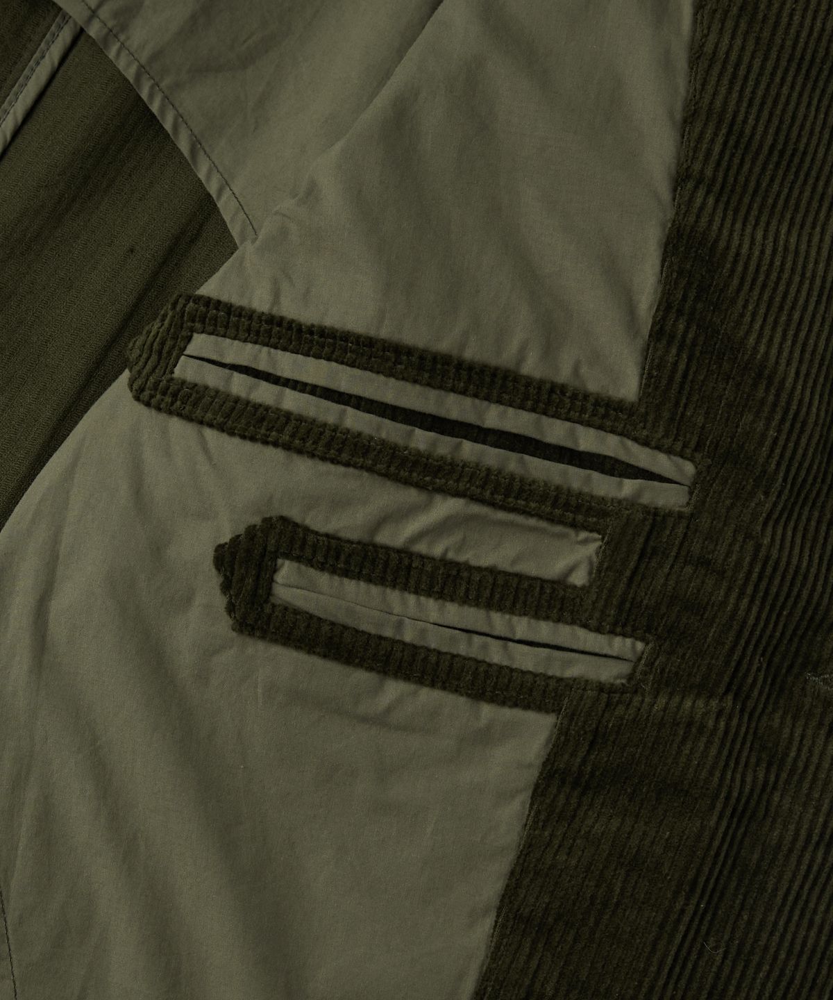 아웃스탠딩(OUTSTANDING) HIGH DENSITY CORDUROY CLASSIC 3-BUTTON JACKET_D.OLIVE