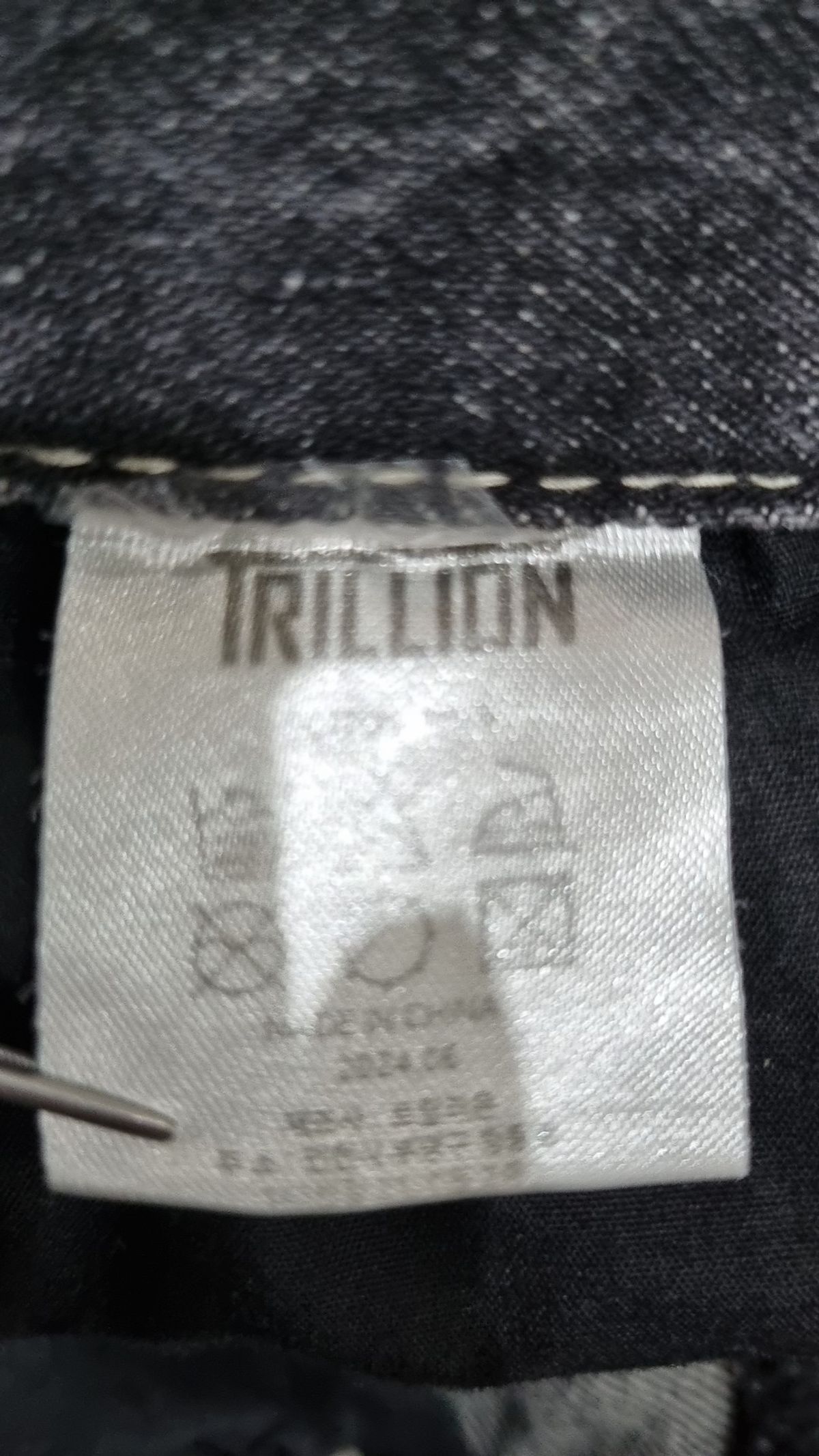 트릴리온(TRILLION) 숏팬츠 L