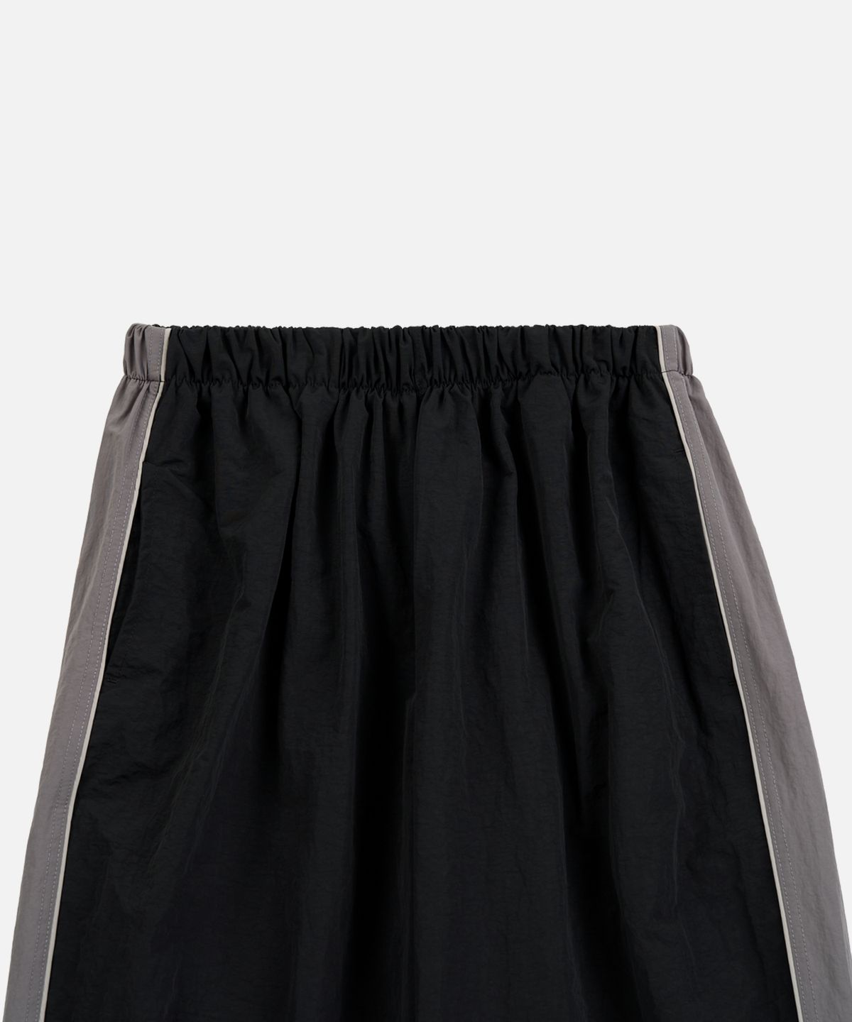 토피(TOFFEE) 사이드 컬러 파이핑 트랙 팬츠 (BLACK)