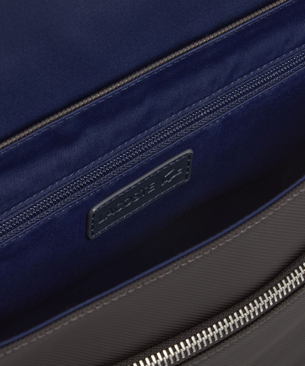 라코스테(LACOSTE) 남성 맨즈클래식 메신저백 NH4645H56N R78