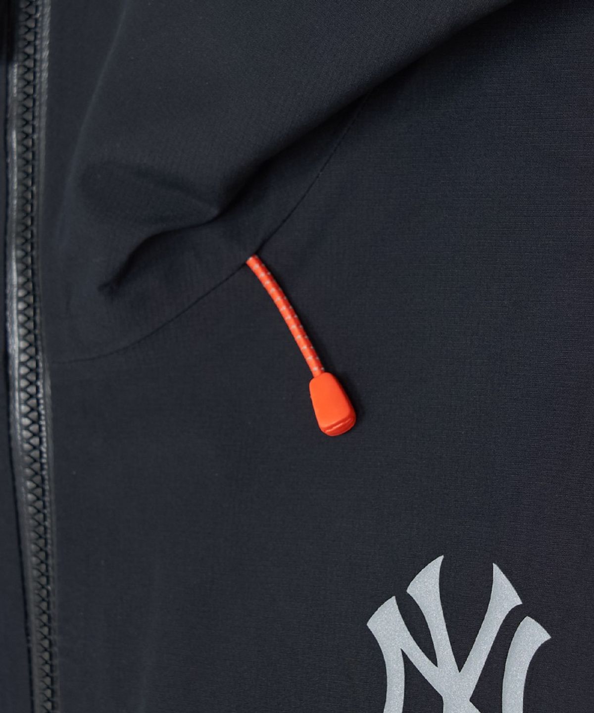 엠엘비(MLB) 고어텍스 립스탑 3L 바람막이 NY (Black)