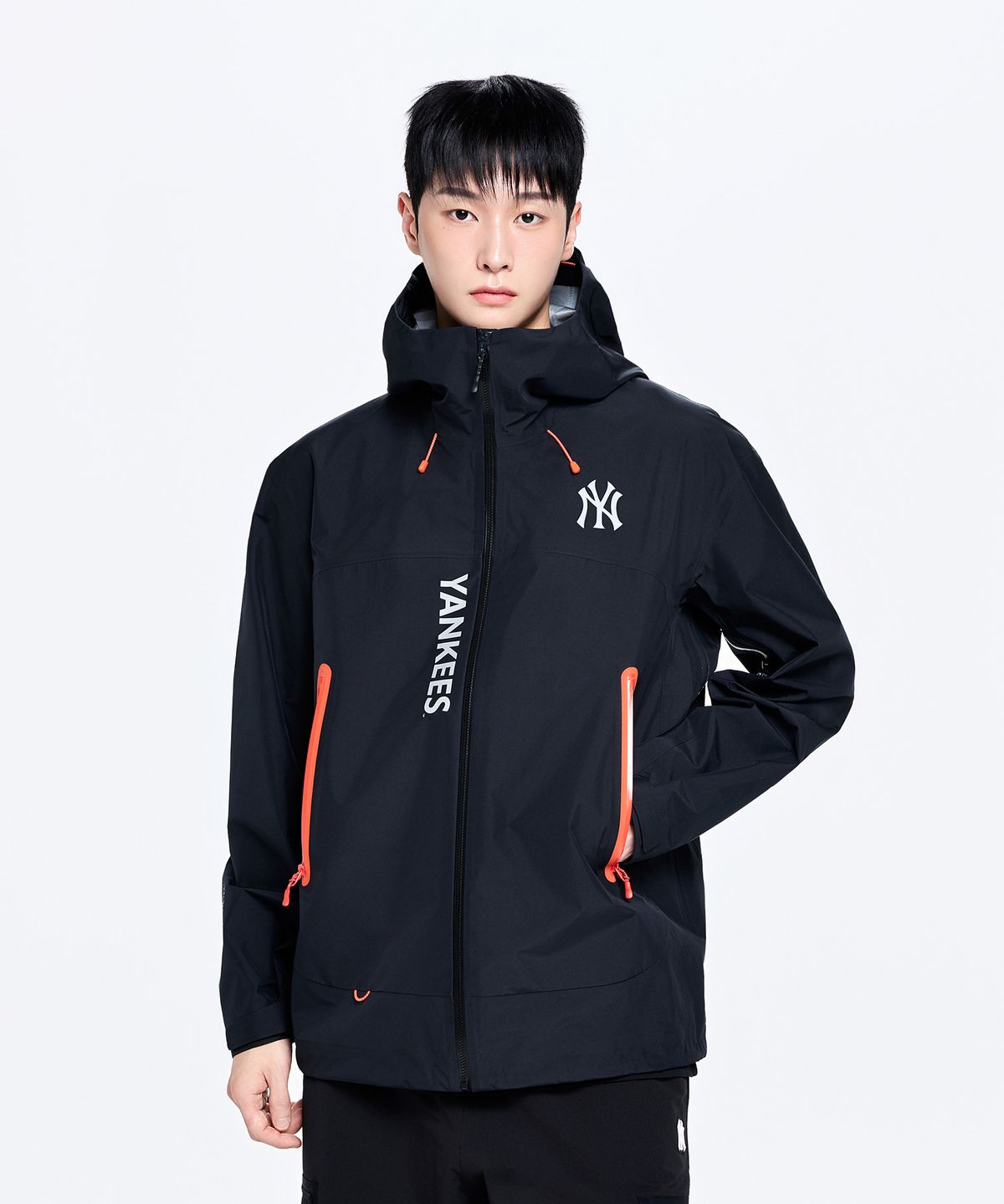 엠엘비(MLB) 고어텍스 립스탑 3L 바람막이 NY (Black)