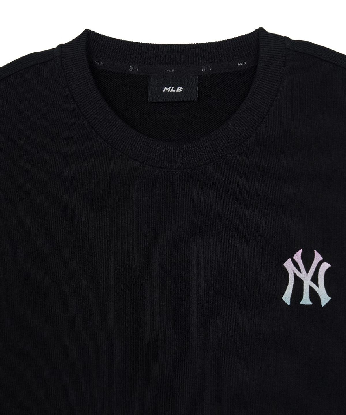 엠엘비(MLB) 모노그램 빈티지 빅럭스 맨투맨 NY (Black)