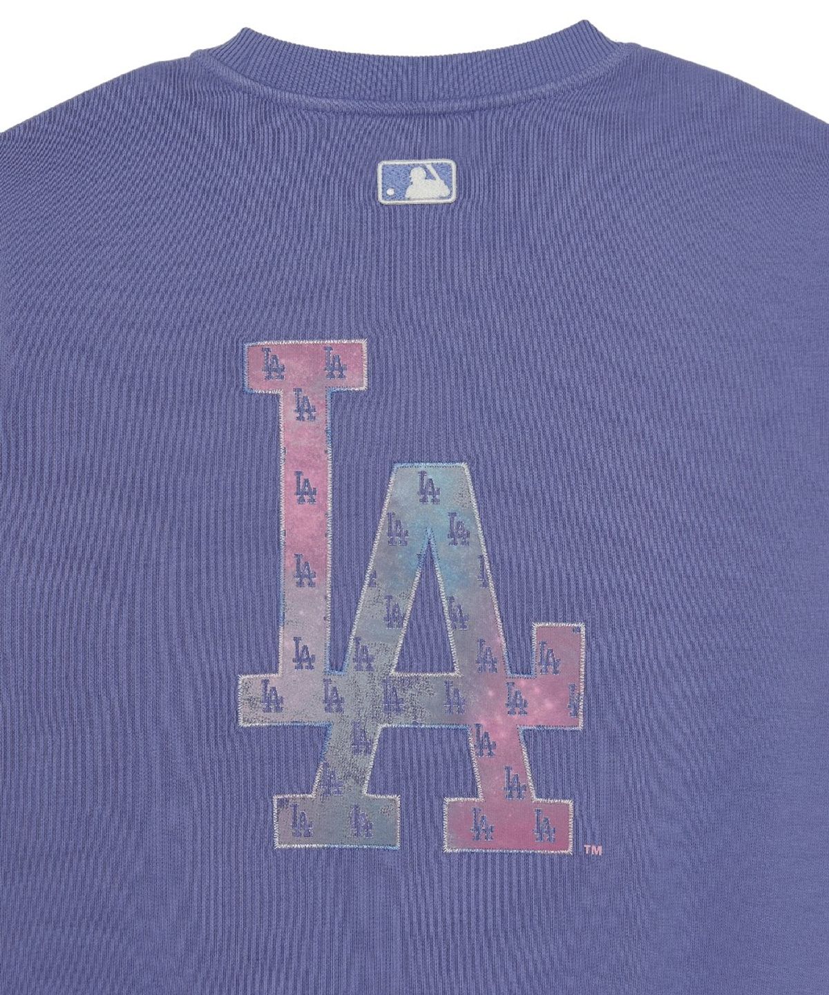 엠엘비(MLB) 모노그램 빈티지 빅럭스 맨투맨 LA (L.Purple)