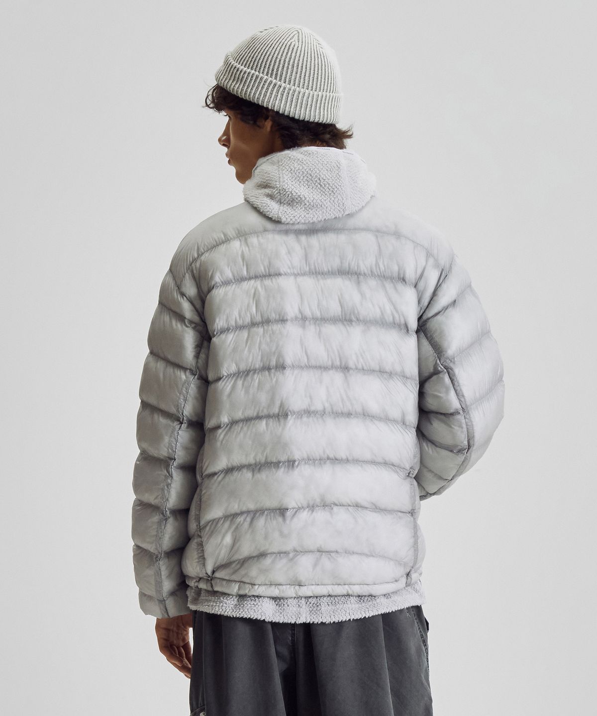 뉴발란스(NEW BALANCE) NBNQG41903 / UNI 플라잉77 슈퍼라이트 스텐드넥 경량 패딩 자켓 (L/GRAY)
