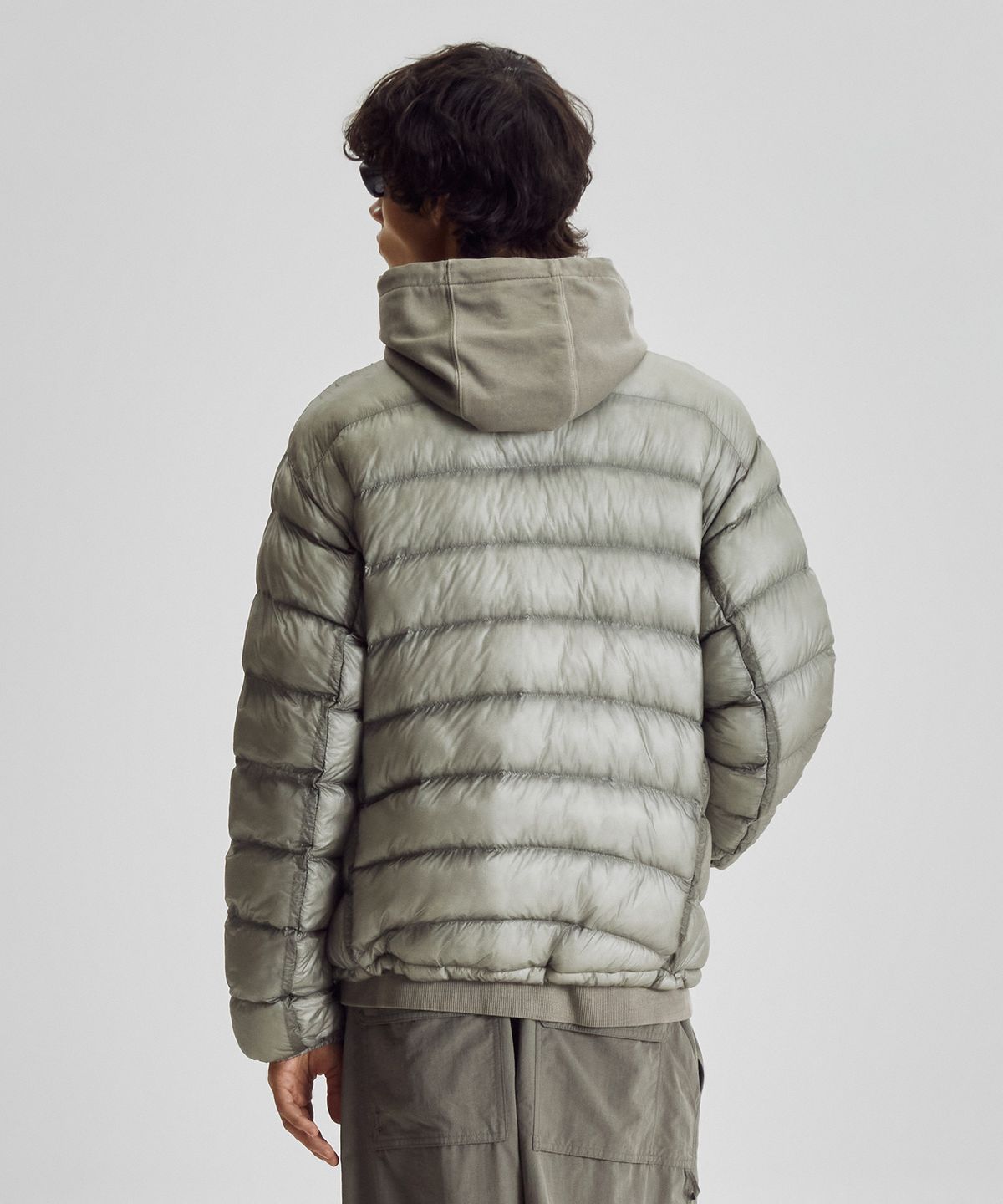 뉴발란스(NEW BALANCE) NBNQG41903 / UNI 플라잉77 슈퍼라이트 스텐드넥 경량 패딩 자켓 (TAUPE)