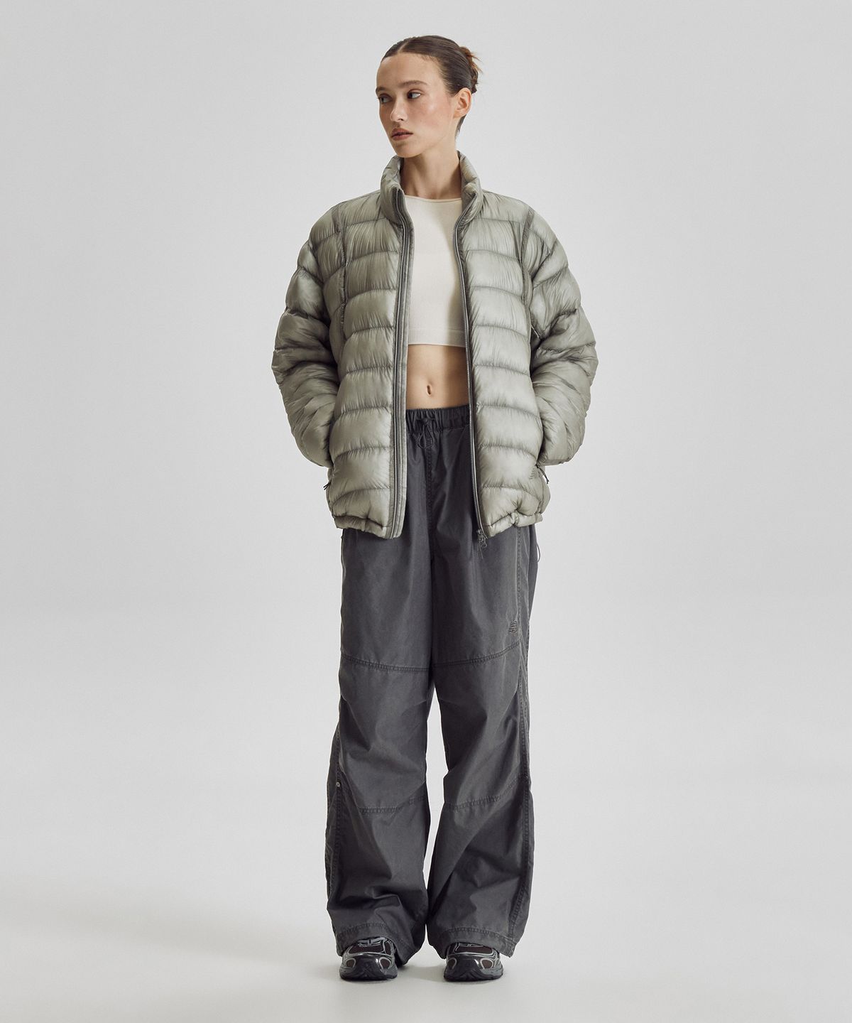 뉴발란스(NEW BALANCE) NBNQG41903 / UNI 플라잉77 슈퍼라이트 스텐드넥 경량 패딩 자켓 (TAUPE)