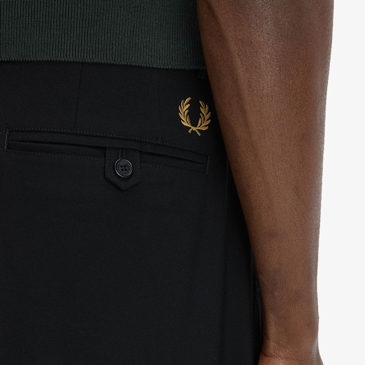 프레드페리(FRED PERRY) [Sharp] 플리츠 트라우저 - 블랙모스 AFPM2G3T300-69D