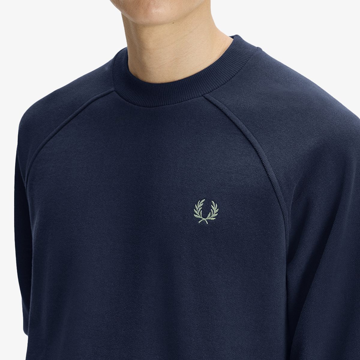 프레드페리(FRED PERRY) [Sport] 릴렉스드 팁드 크루넥 스웻셔츠 - 다크에어포스 AFPM2G33495-738