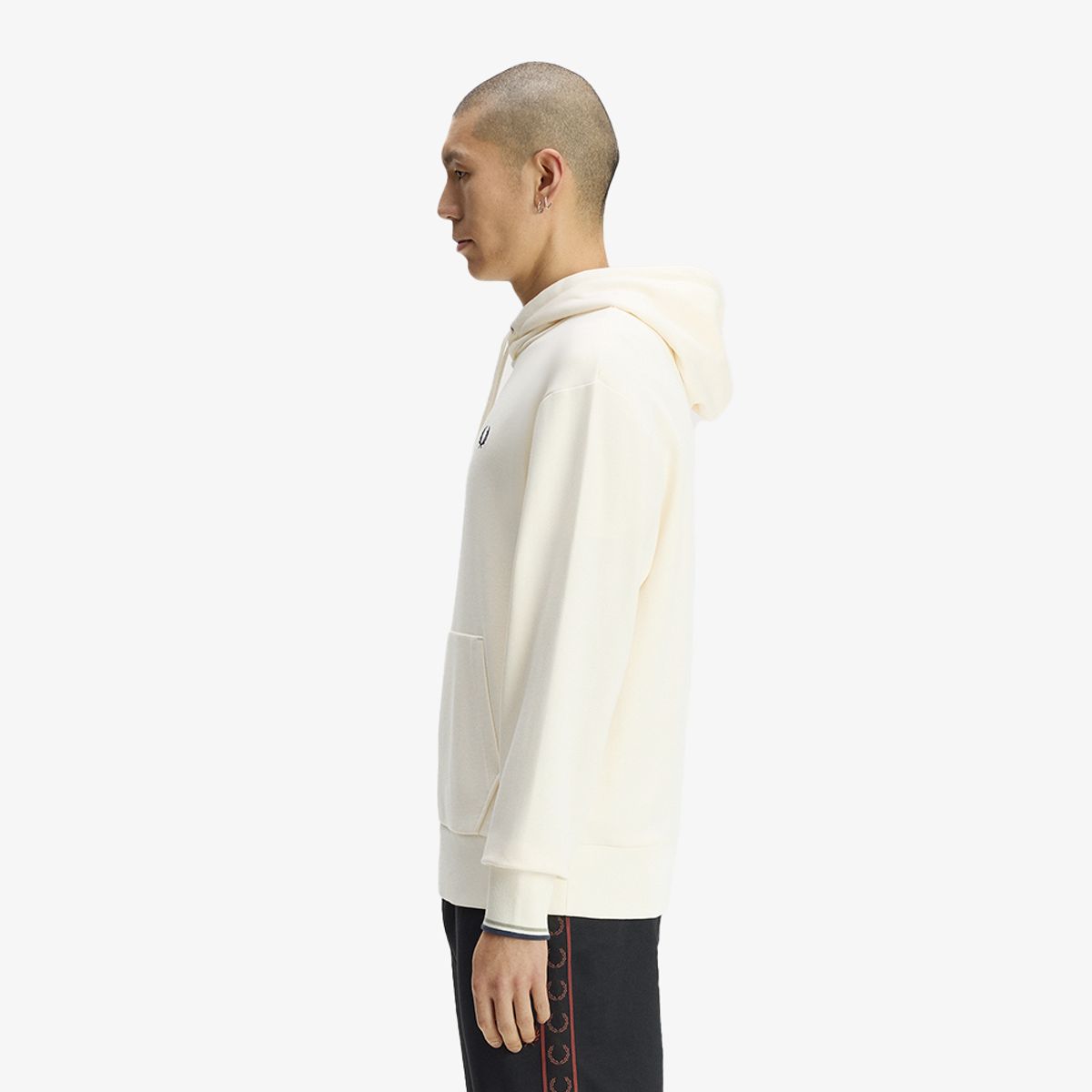 프레드페리(FRED PERRY) [Sport] 릴렉스드 팁드 후드 스웻셔츠 - 에크루 AFPM2G33492-560