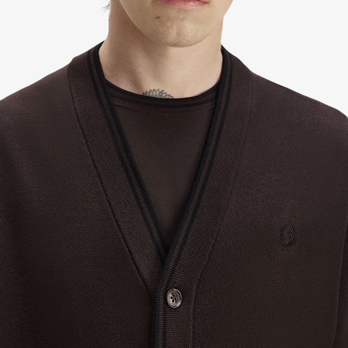 프레드페리(FRED PERRY) [Sharp] 클래식 가디건 - 리치브라운 AFPM2G33300-33C