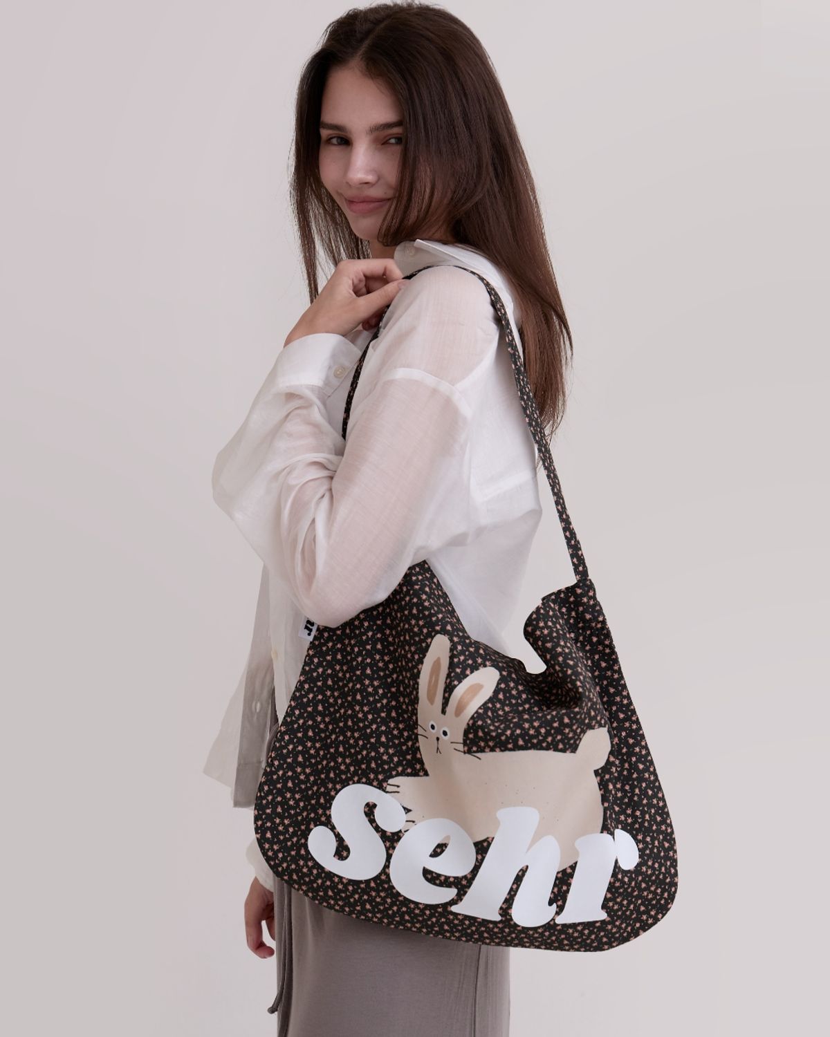 세르(SEHR) My Bunny Flower Easy Bag (Black)