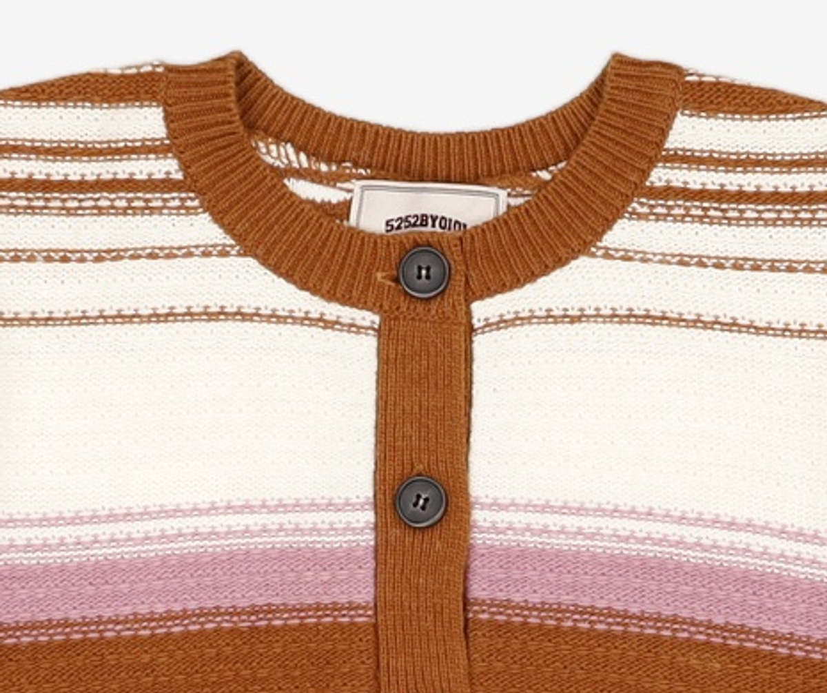 오아이오아이 컬렉션(OIOI COLLECTION) COLOR LAYERING CROP CARDIGAN [BRICK] FREE
