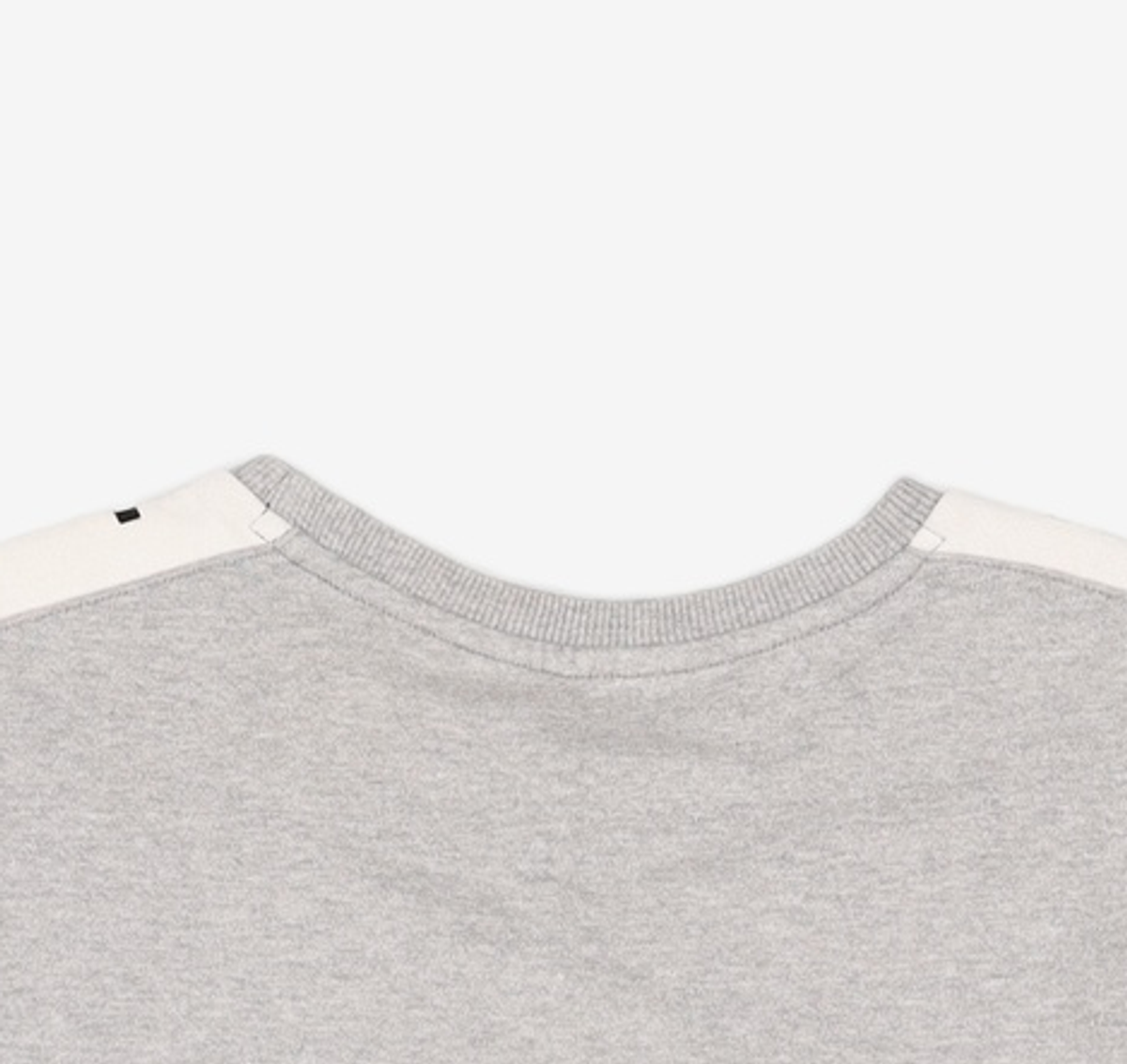 르꼬끄 스포르티브(LE COQ SPORTIF) 맨투맨/스웨트셔츠 85