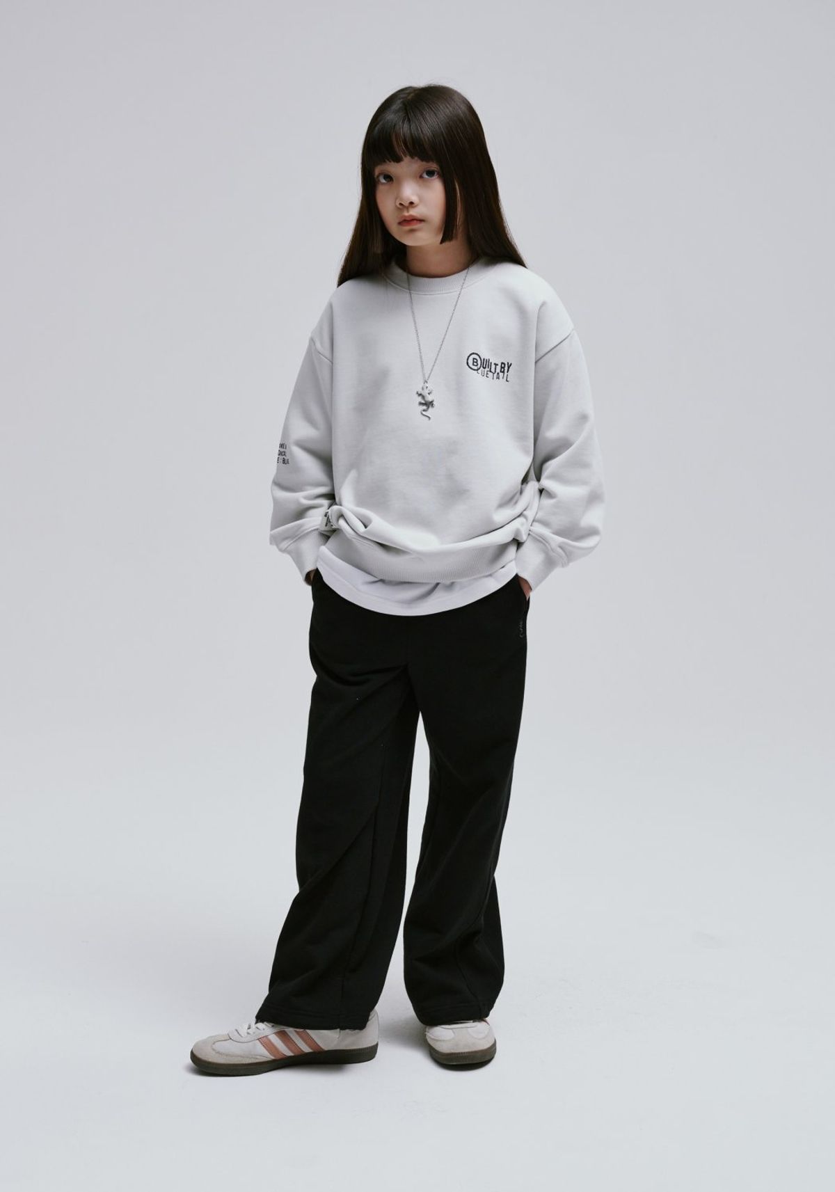블루테일(BLUETAIL) AAG7TS13LG 라이트그레이 맨투맨 티셔츠