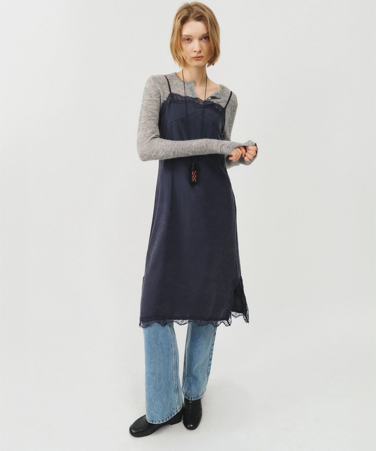 룩캐스트(LOOKAST) 큐프라 레이스 슬립 원피스_네이비 / CUPRA LACE SLIP ONE PIECE_NAVY