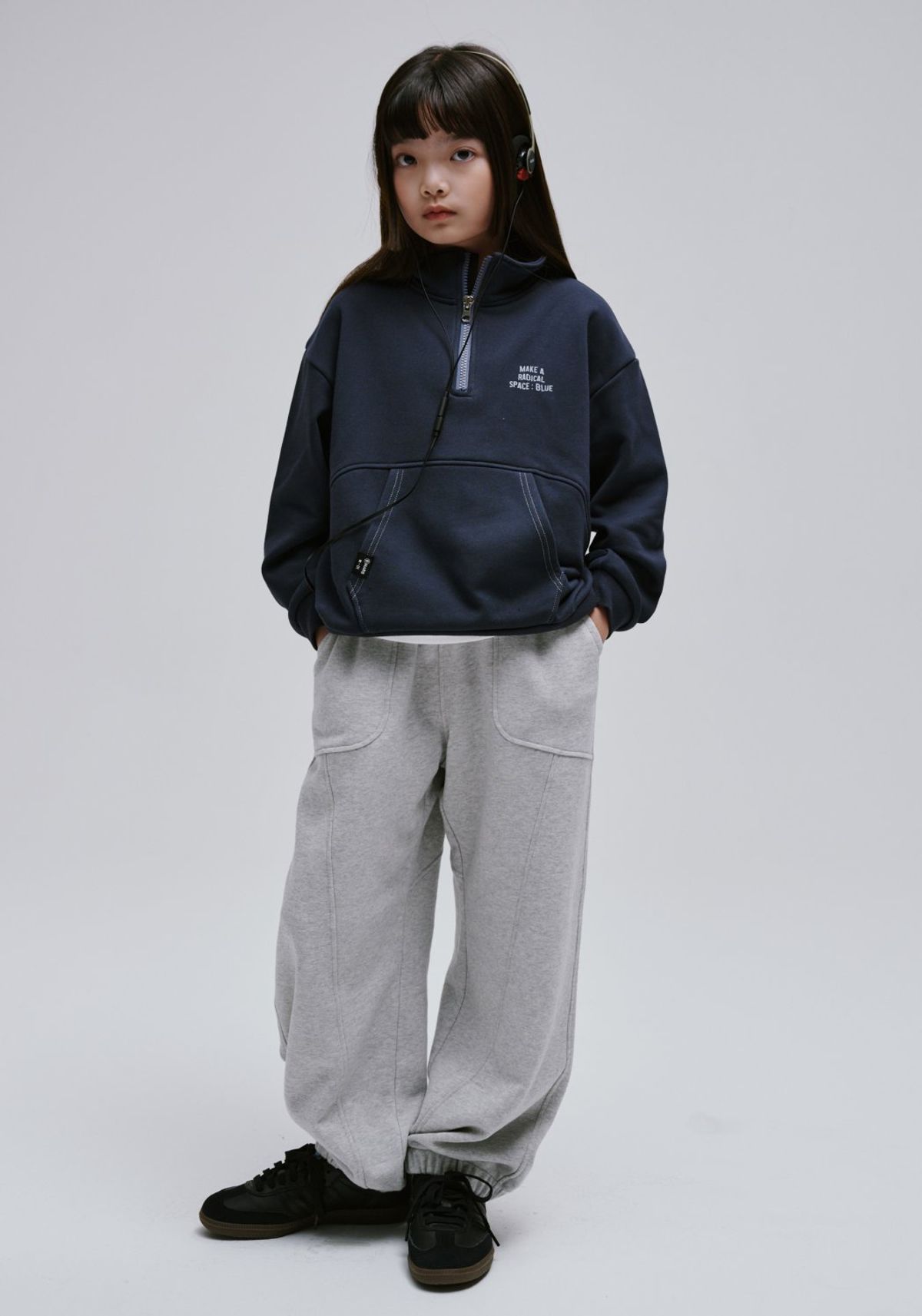블루테일(BLUETAIL) AAG8TS01CG 차콜그레이 아노락 티셔츠