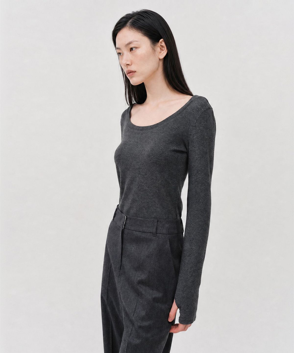 룩캐스트(LOOKAST) 울 유넥 세컨드 스킨 썸홀 탑 / WOOL U-NECK SECOND-SKIN THUMBHOLE TOP_4colors