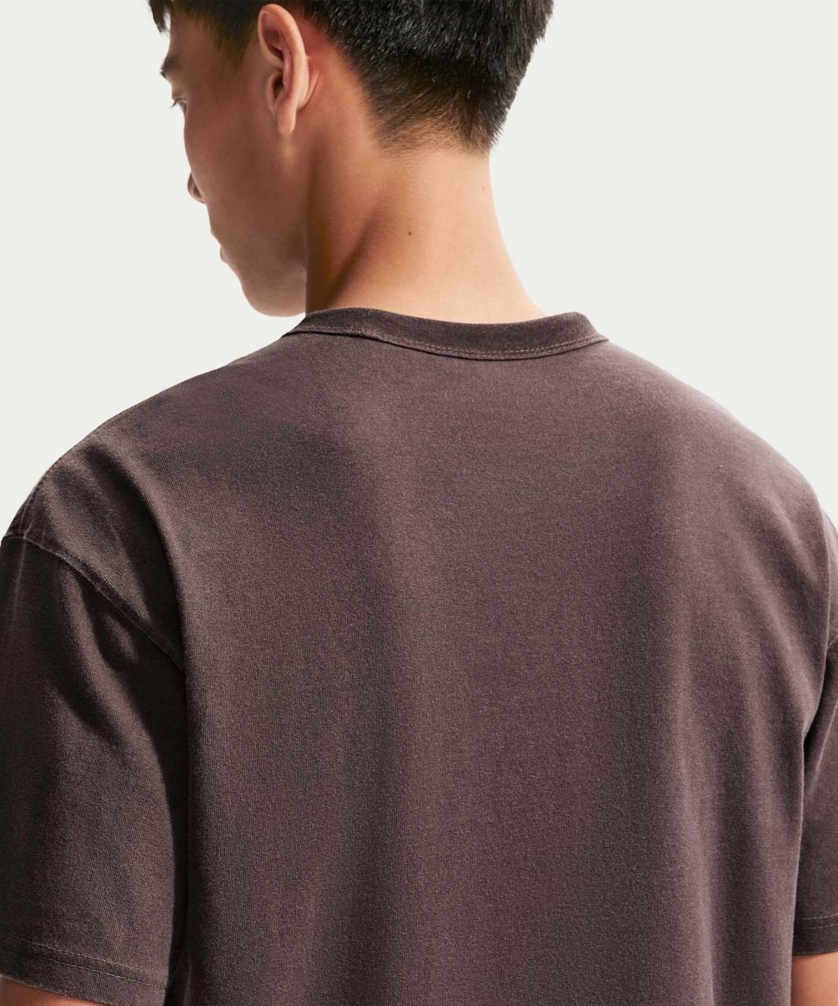 나이키(NIKE) 스포츠웨어 프리미엄 에센셜 티셔츠 M - 타투 / IM9344-502