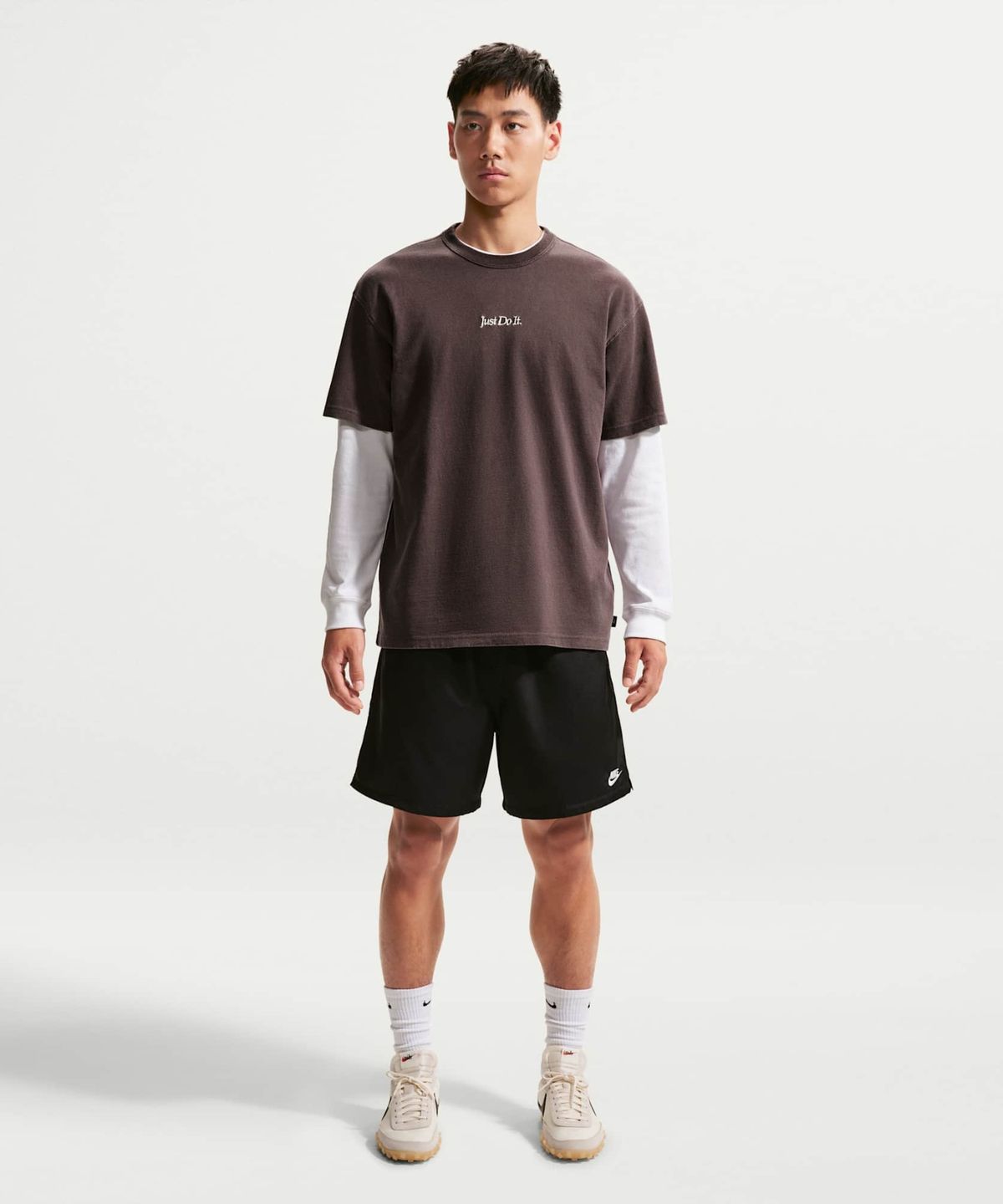나이키(NIKE) 스포츠웨어 프리미엄 에센셜 티셔츠 M - 타투 / IM9344-502