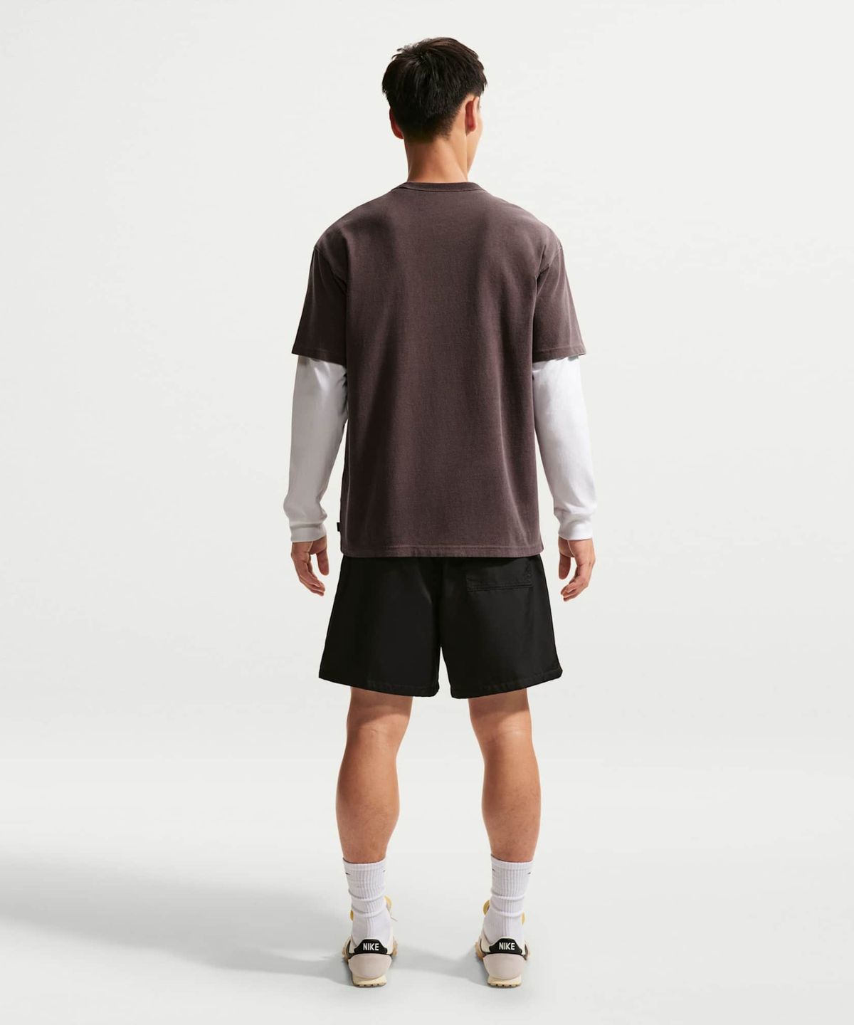 나이키(NIKE) 스포츠웨어 프리미엄 에센셜 티셔츠 M - 타투 / IM9344-502