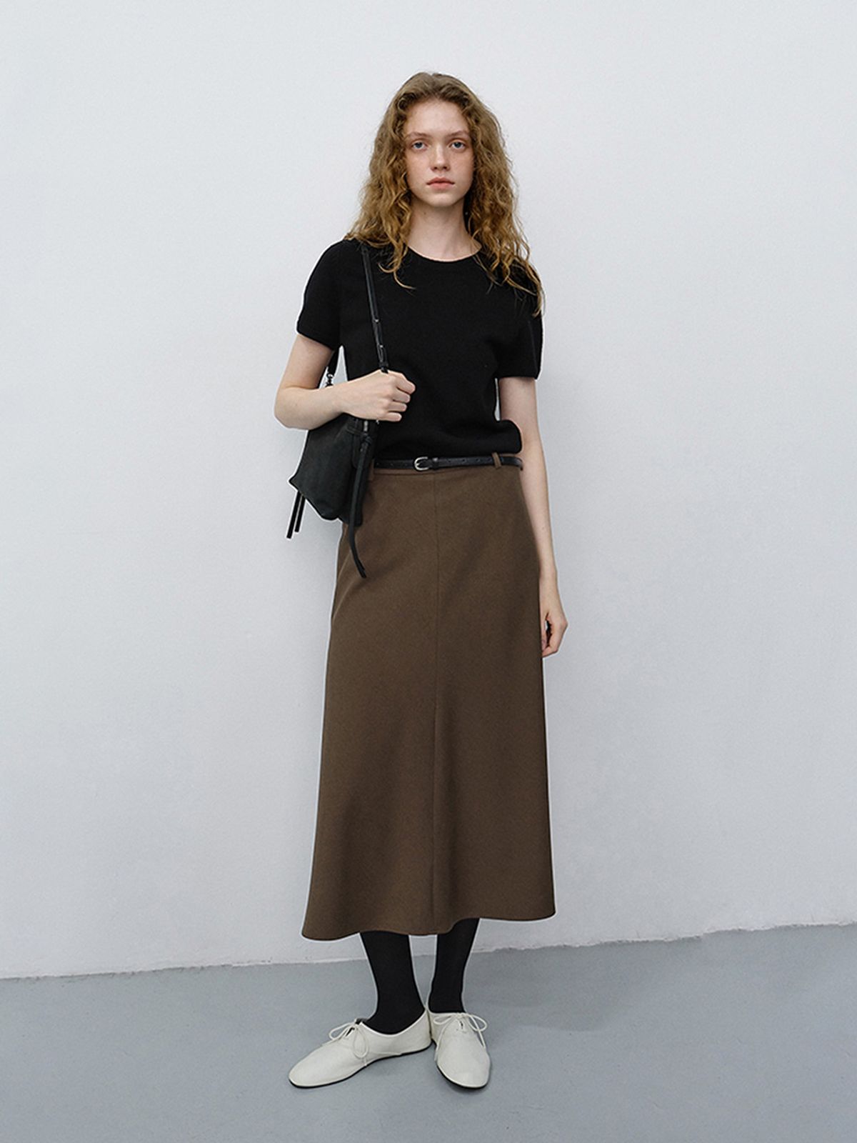 던스트(DUNST) FLUID LONG SKIRT_UDSK6C207_KHAKI BROWN