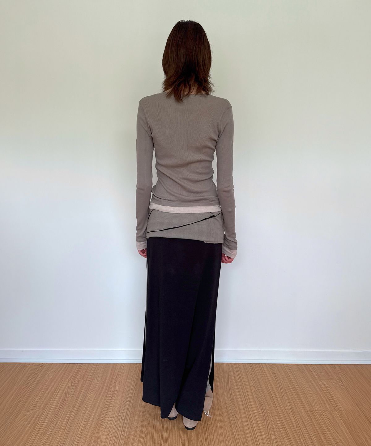 다이애그널(DIAGONAL) LAYERED HENLEY TEE (mocha)